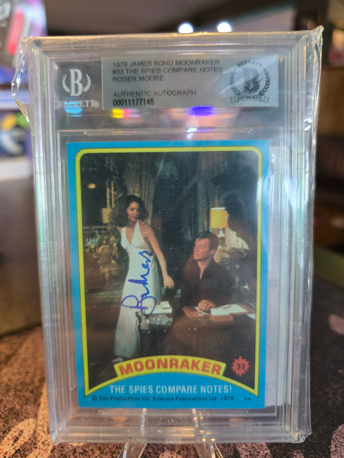 1979 James Bond Moonraker #33 Signed on Card Auto of Rodger Moore Beckett Certified