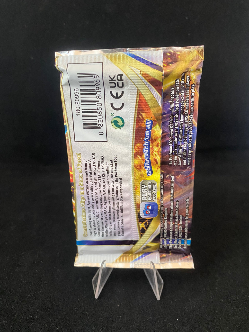 Pokémon - VINTAGE - SEALED - Sword and Shield Brilliant Stars - Charizard - Booster Pack