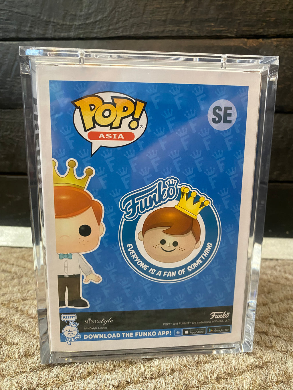 Funko Pop Asia - Blacklight Freddy Funko as Love Combat - Mindstyle - Year of the Dragon - Limited Edition 1000 PCS - SE