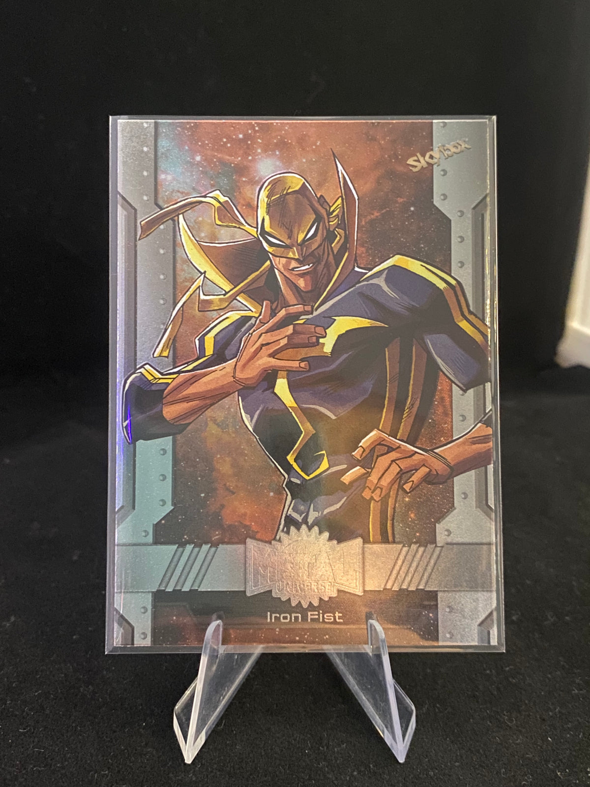 Marvel Metal Universe Avengers - Iron Fist - 19