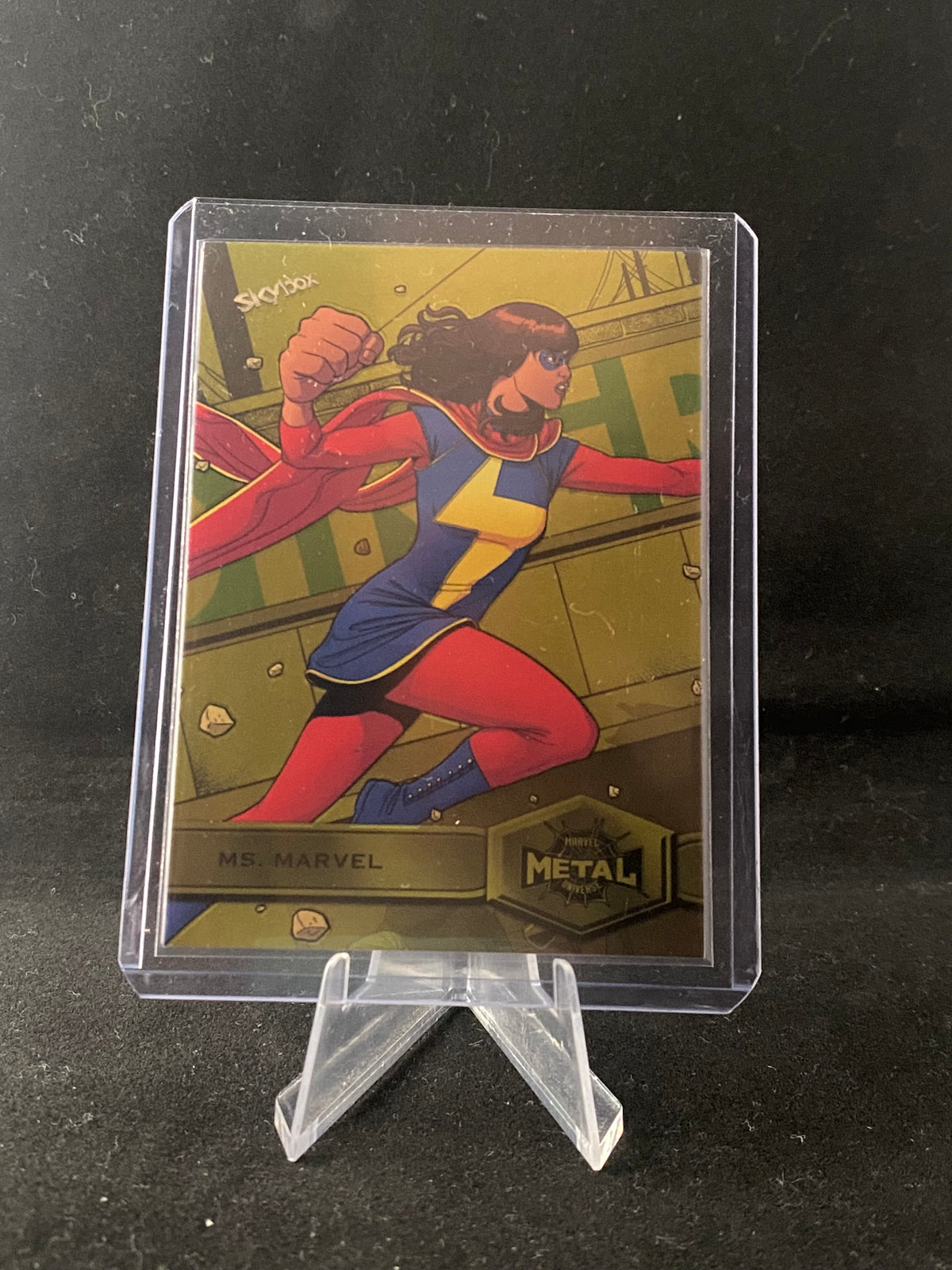 Marvel Metal Universe Spider-Man - Ms. Marvel - 159