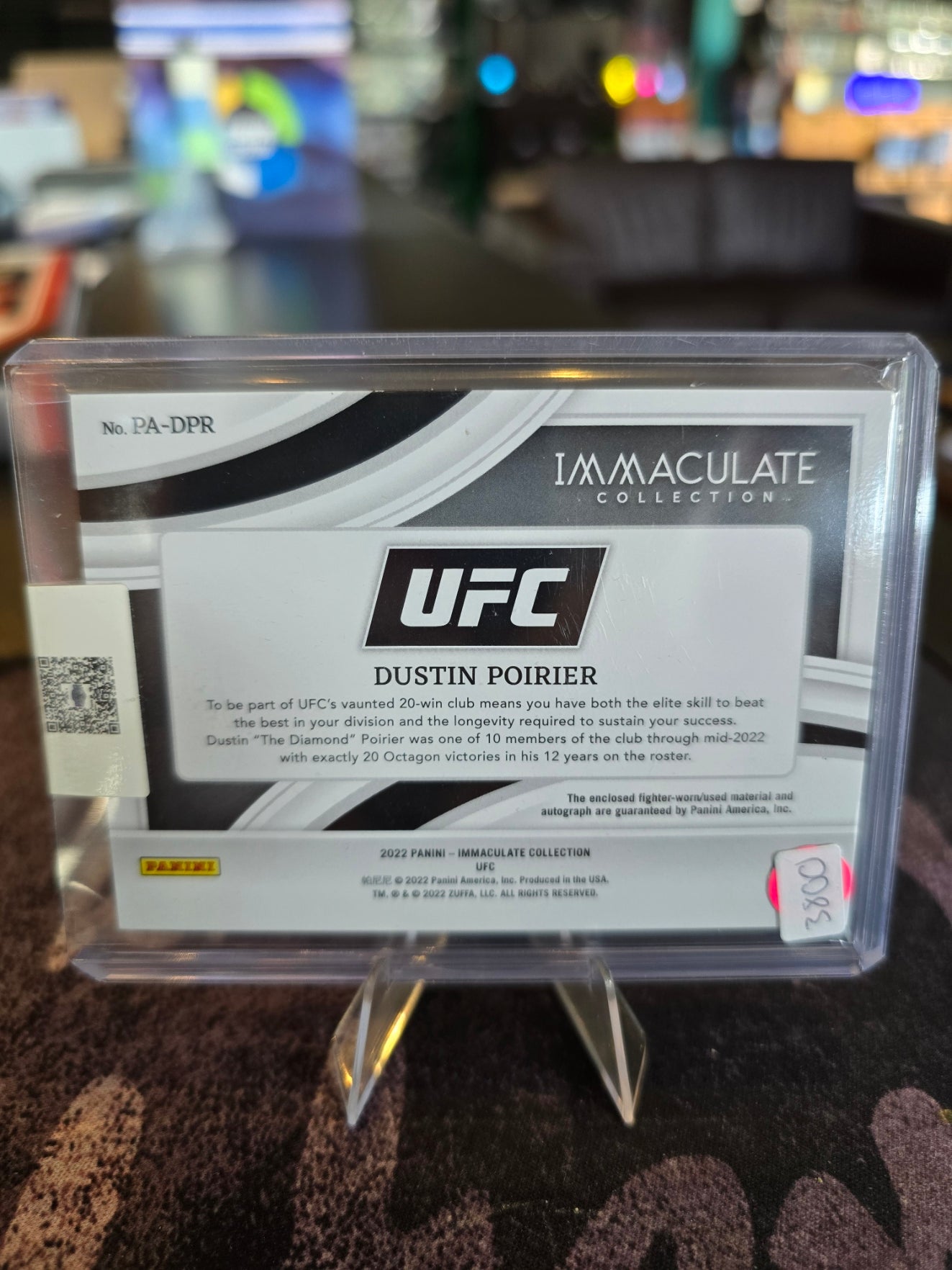 Panini Immaculate UFC 2022 - Dustin Poirier PA-DPR On Card Auto Relic - 32/99