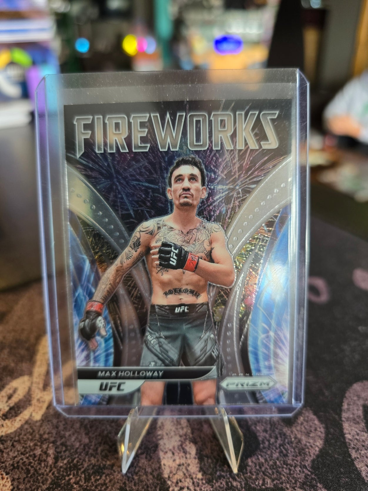 Panini Prizm UFC 2022 - Max Holloway 8 - FIREWORKS insert