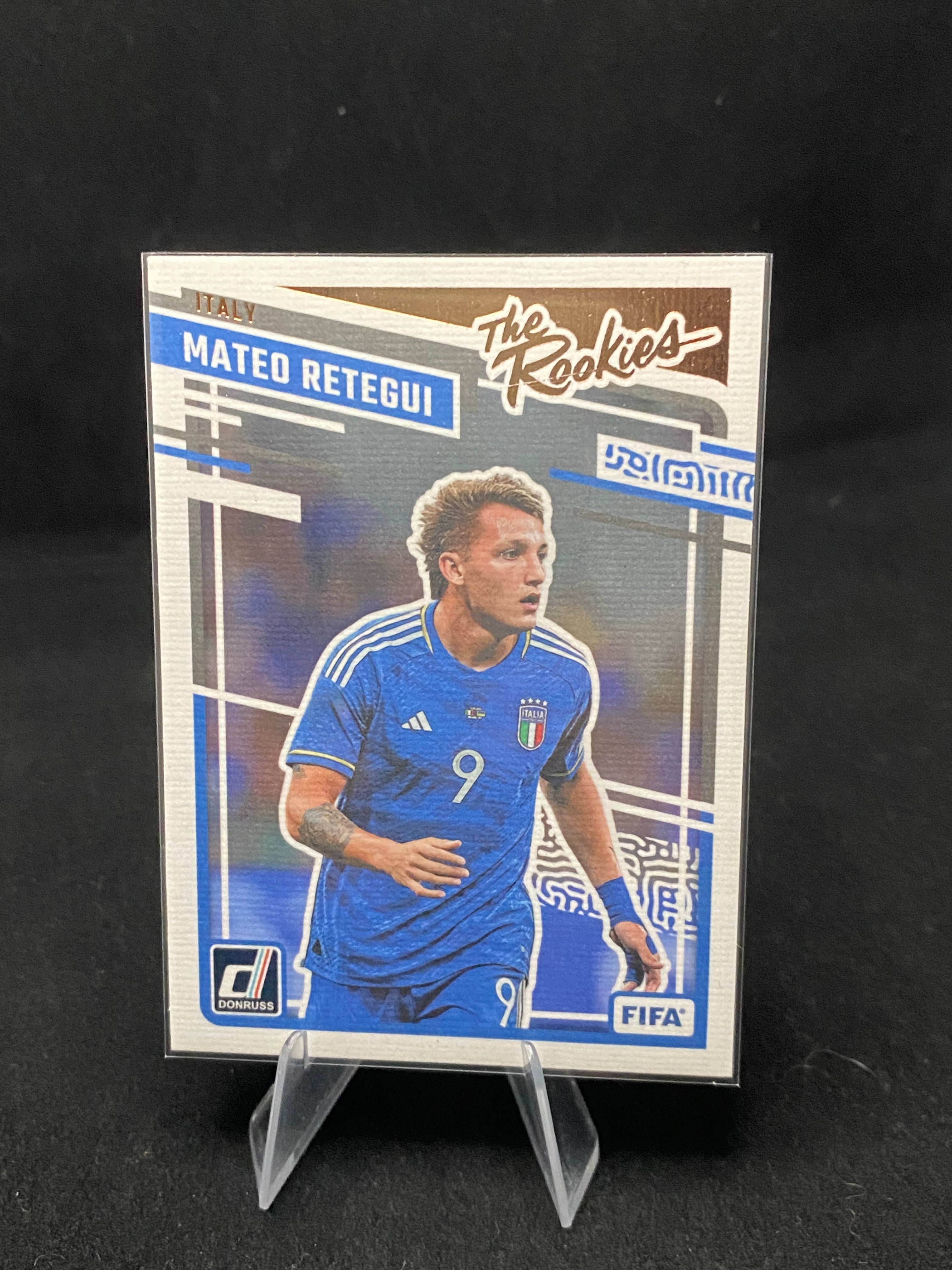 Panini Donruss Soccer 2023 - Mateo Retegui - The Rookies (Gold) - No.11 