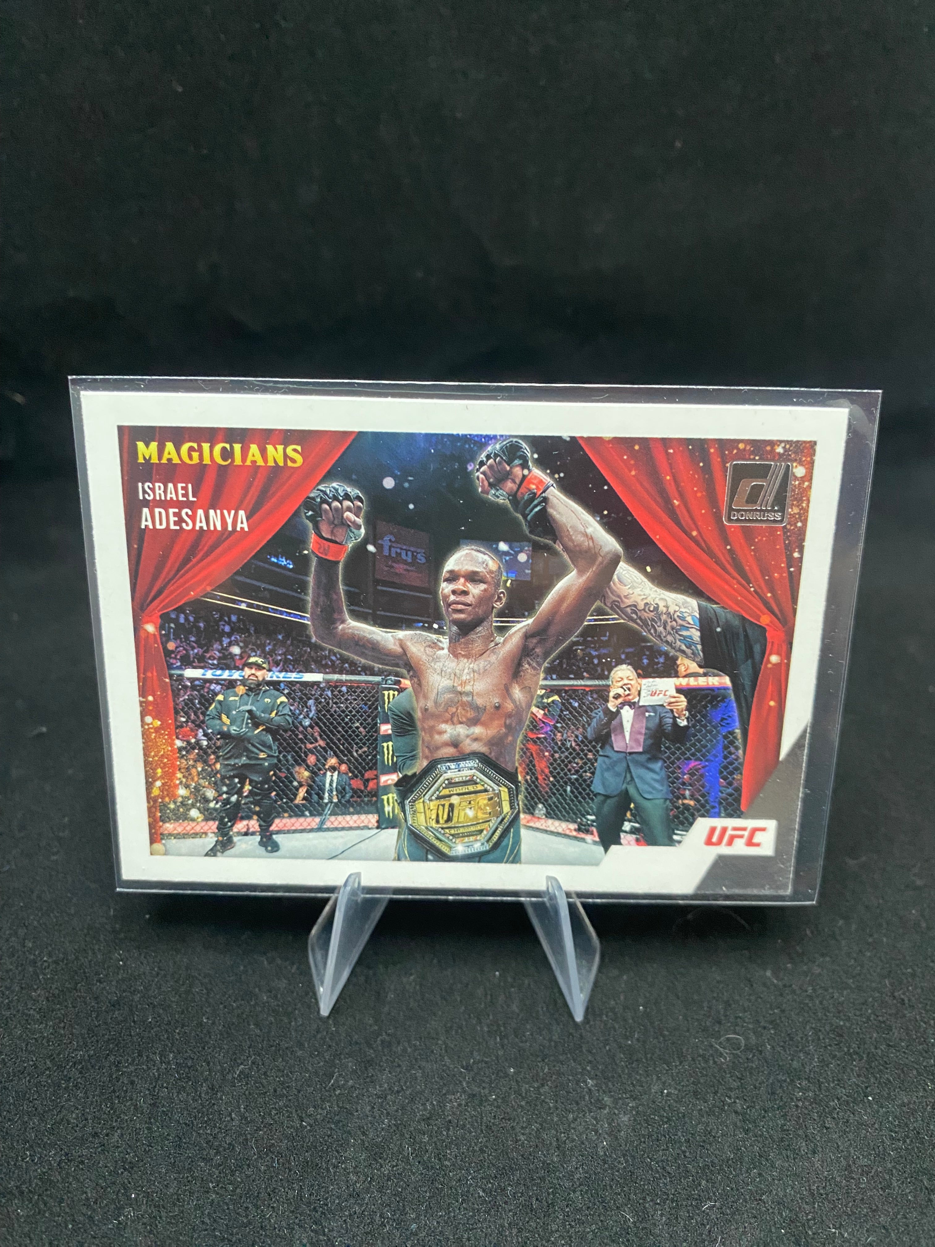 Panini Donruss UFC 2022 - Israel Adesanya - Magicians -No. 5