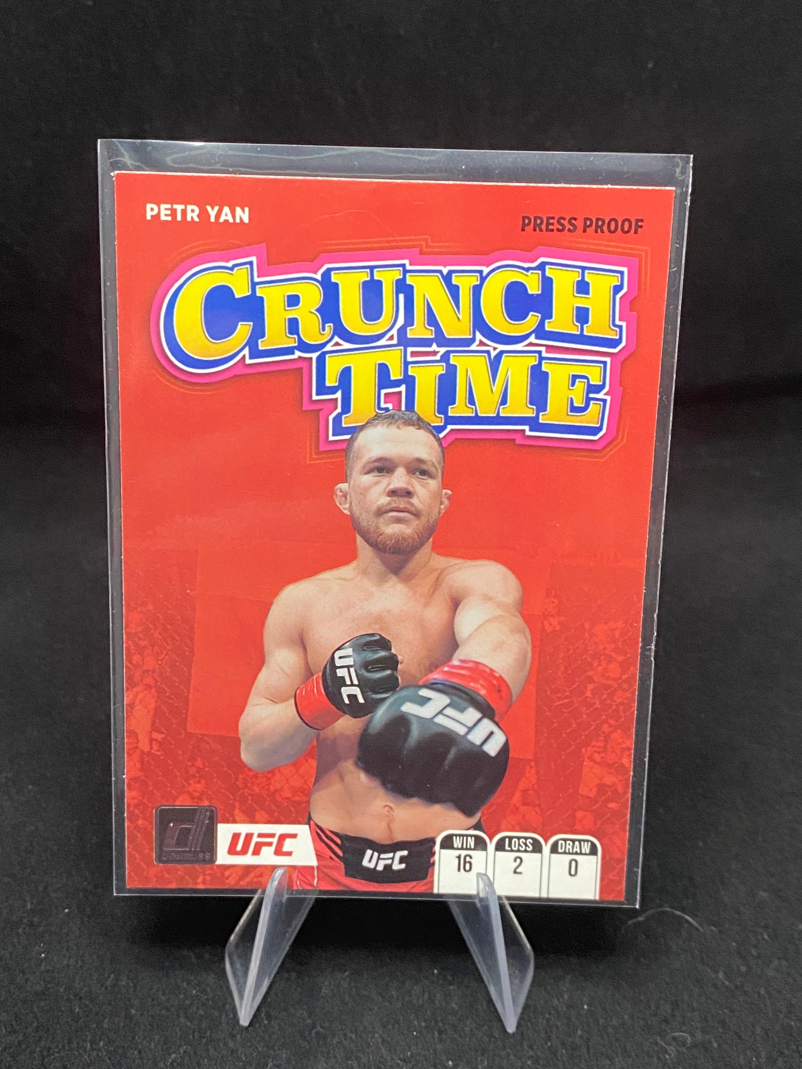 Panini Donruss UFC 2022 - Petr Yan - Crunch Time - No. 10