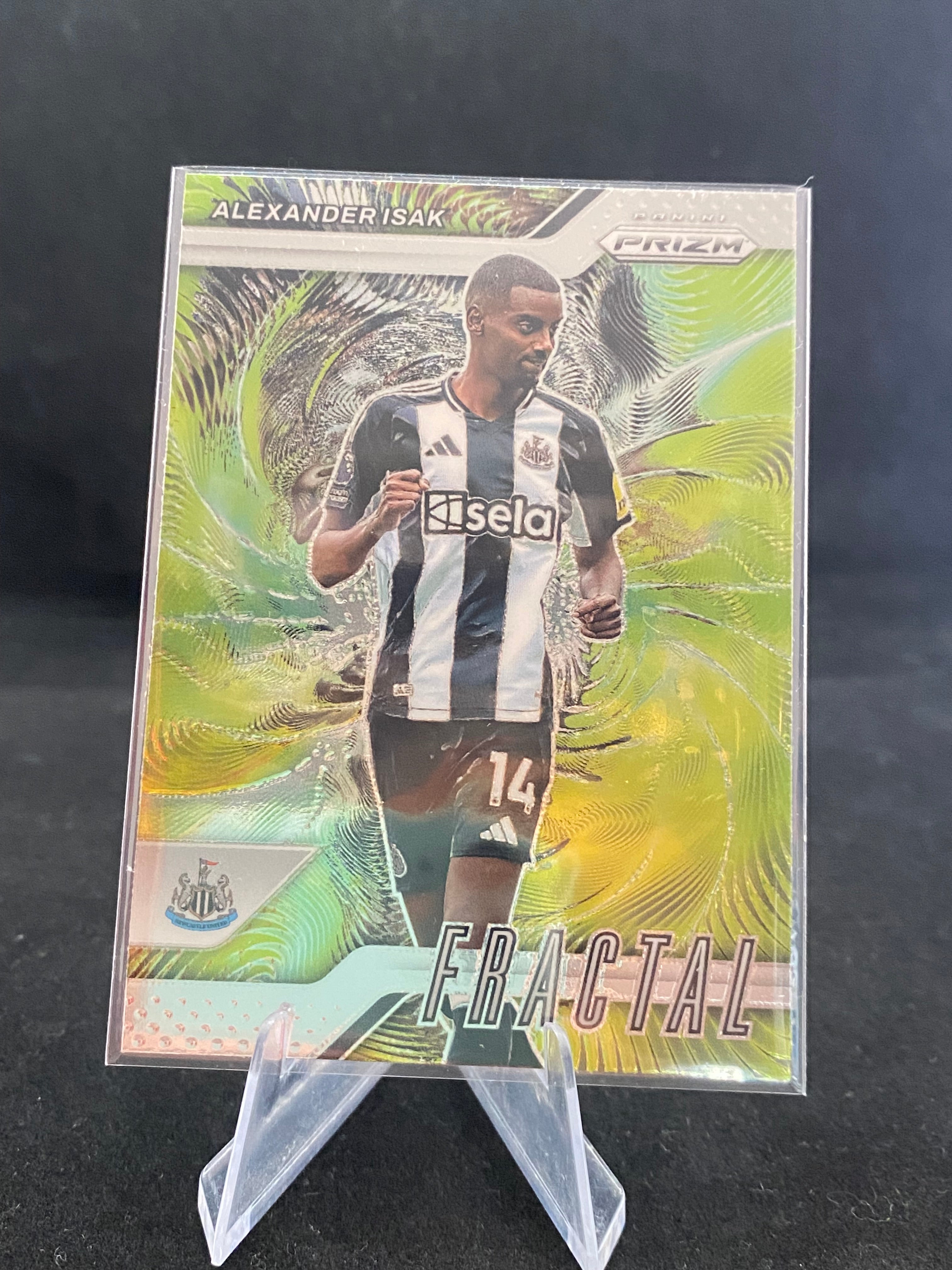 Panini Prizm Premier League Soccer - Alexander Isak - Fractal - No. 7