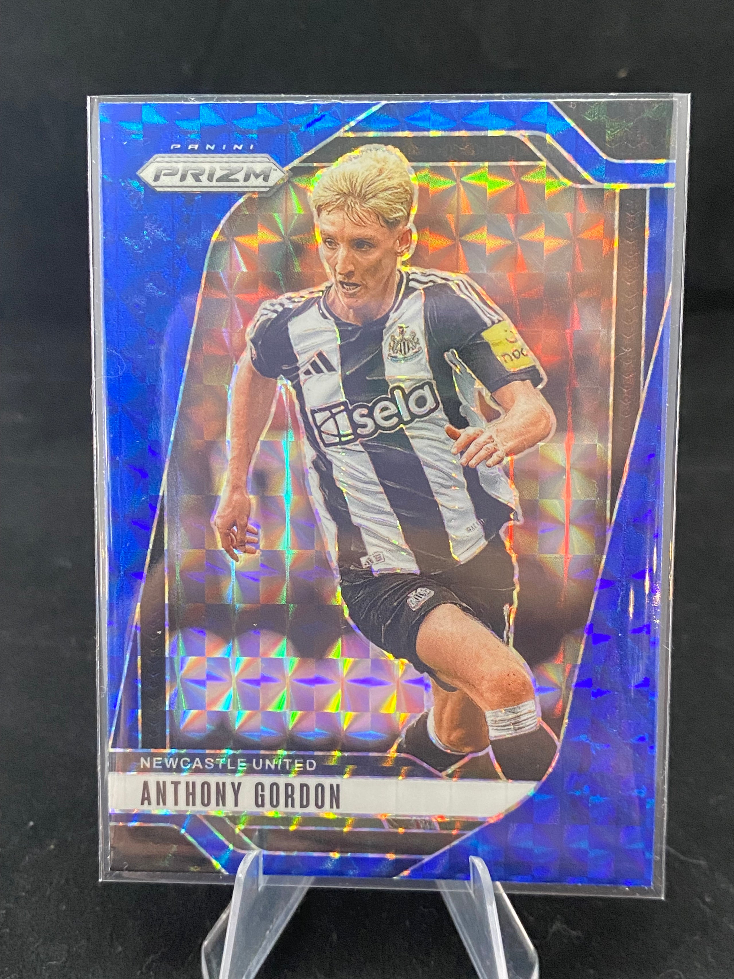 Panini Prizm Premier League Soccer - Anthony Gordon - Blue - No.112