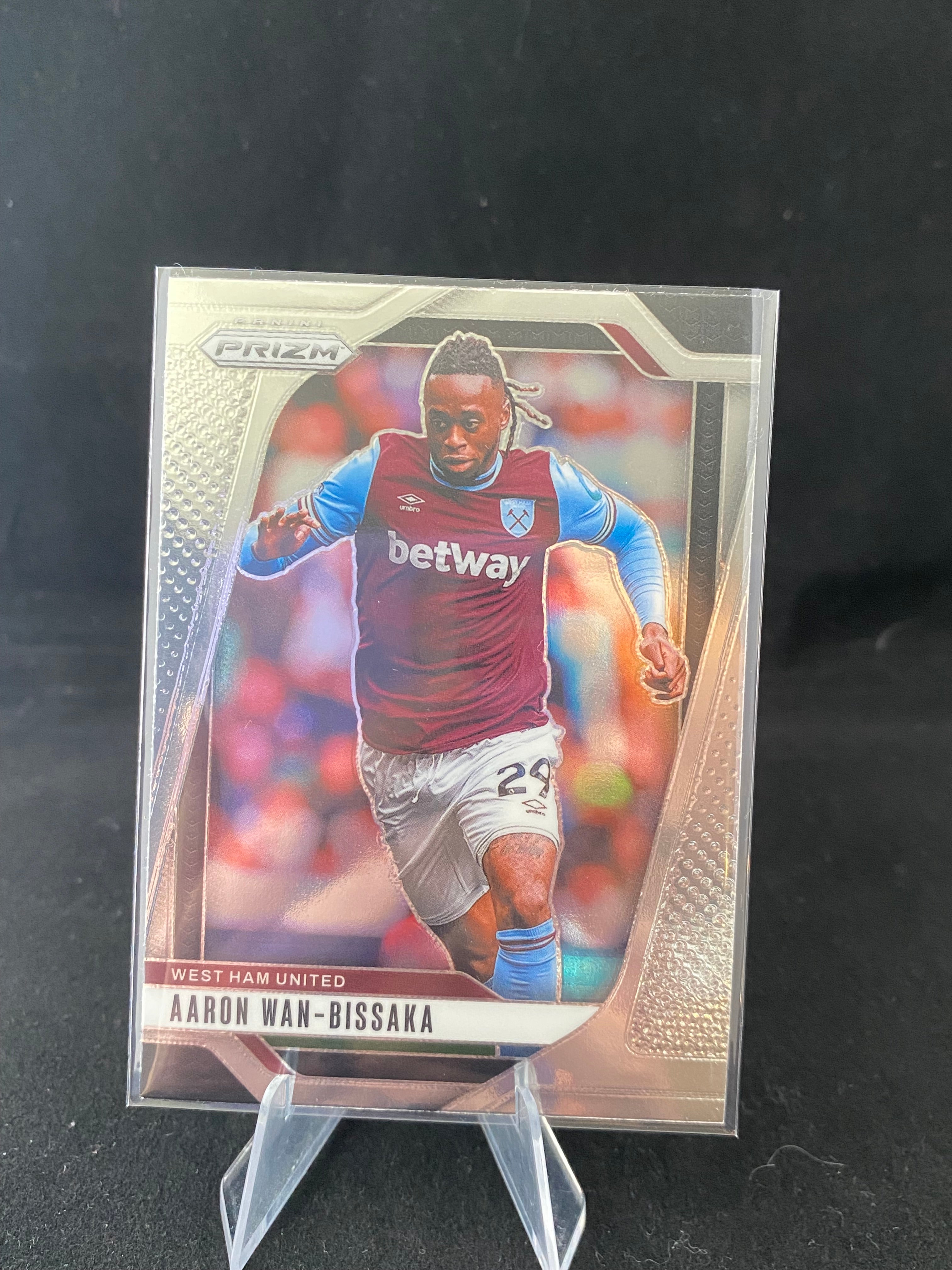 Panini Prizm Premier League Soccer 2025 - Aaron Wan - Bissaka - No.152