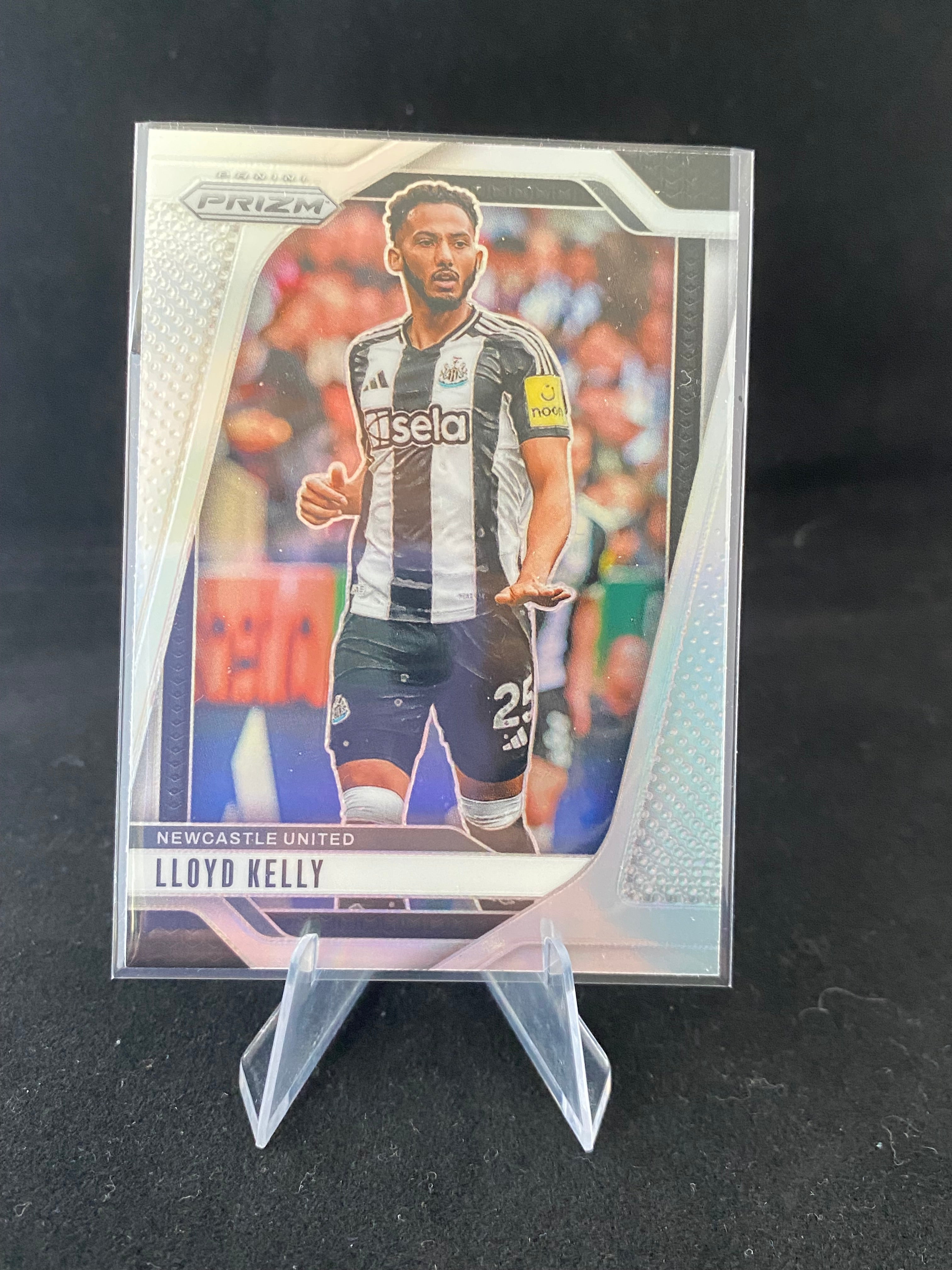 Panini Prizm Premier League Soccer 2025 - Lloyd Kelly -No.122