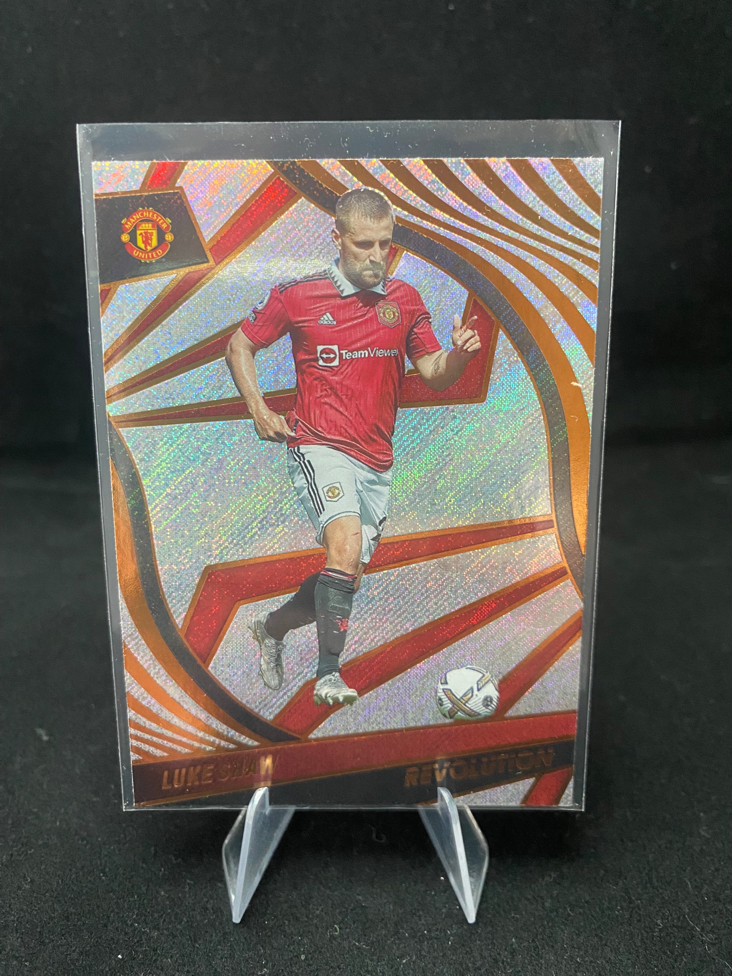 Panini Revolution Premier League Soccer 2022 - Luke Shaw - Revolution - 184