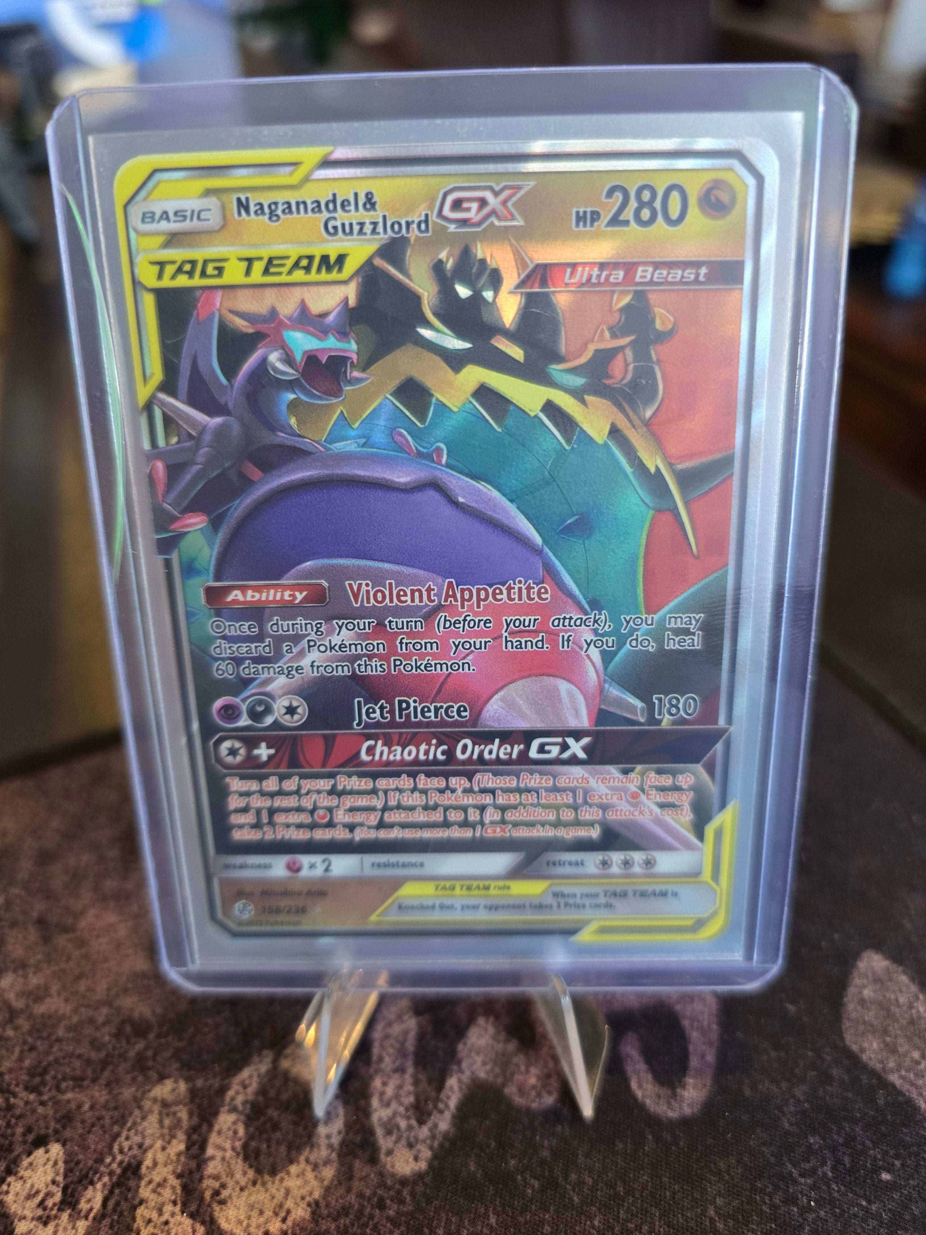 Pokémon - Trainer - Tag Team - Naganadel & Guzzlord (NM)