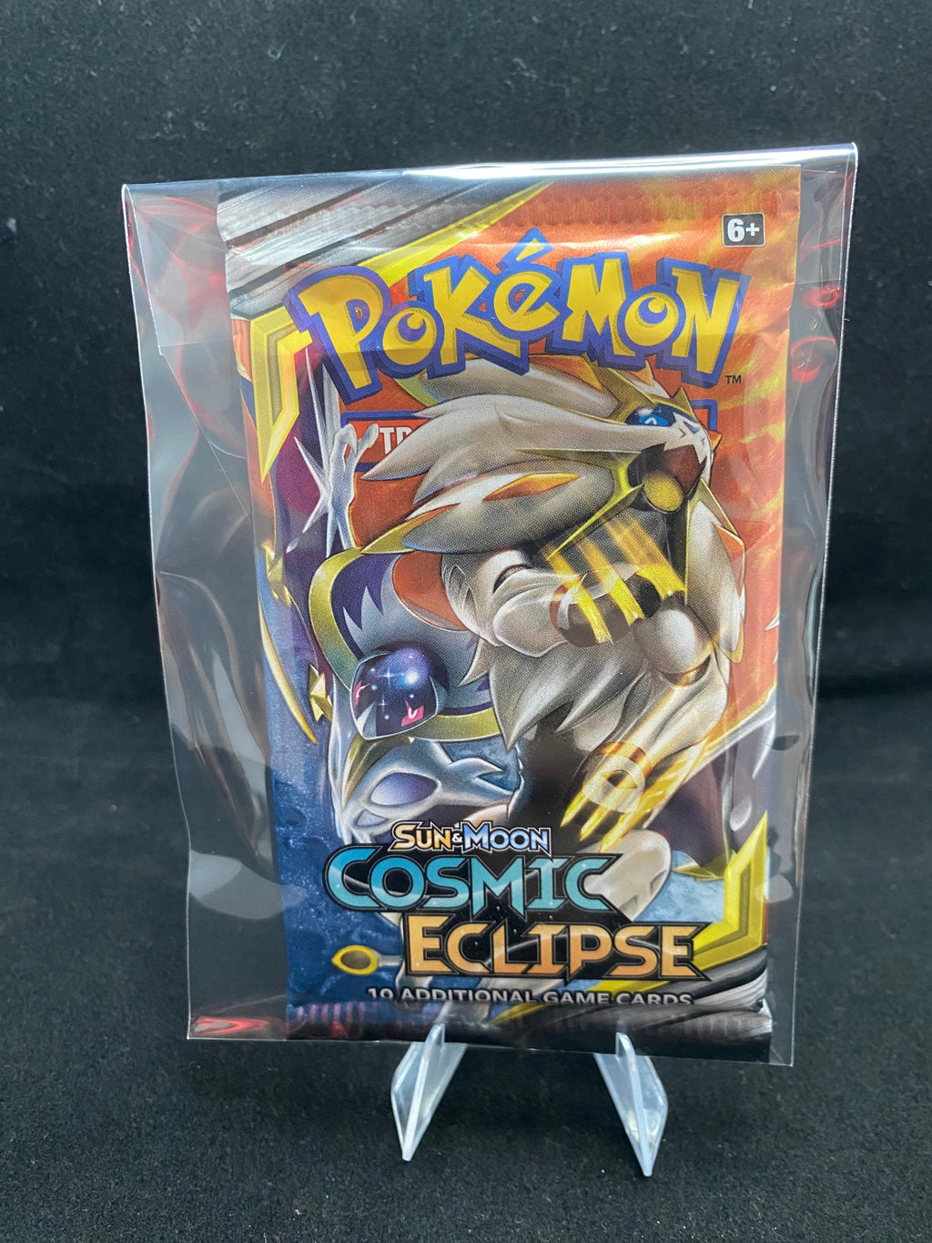 Pokémon - VINTAGE - SEALED - Sun & Moon Cosmic Eclipse - Solgaleo and Lunala -Booster Pack 
