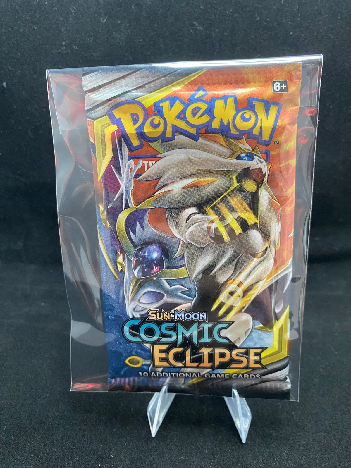 Pokémon - VINTAGE - SEALED - Sun & Moon Cosmic Eclipse - Solgaleo and Lunala -Booster Pack