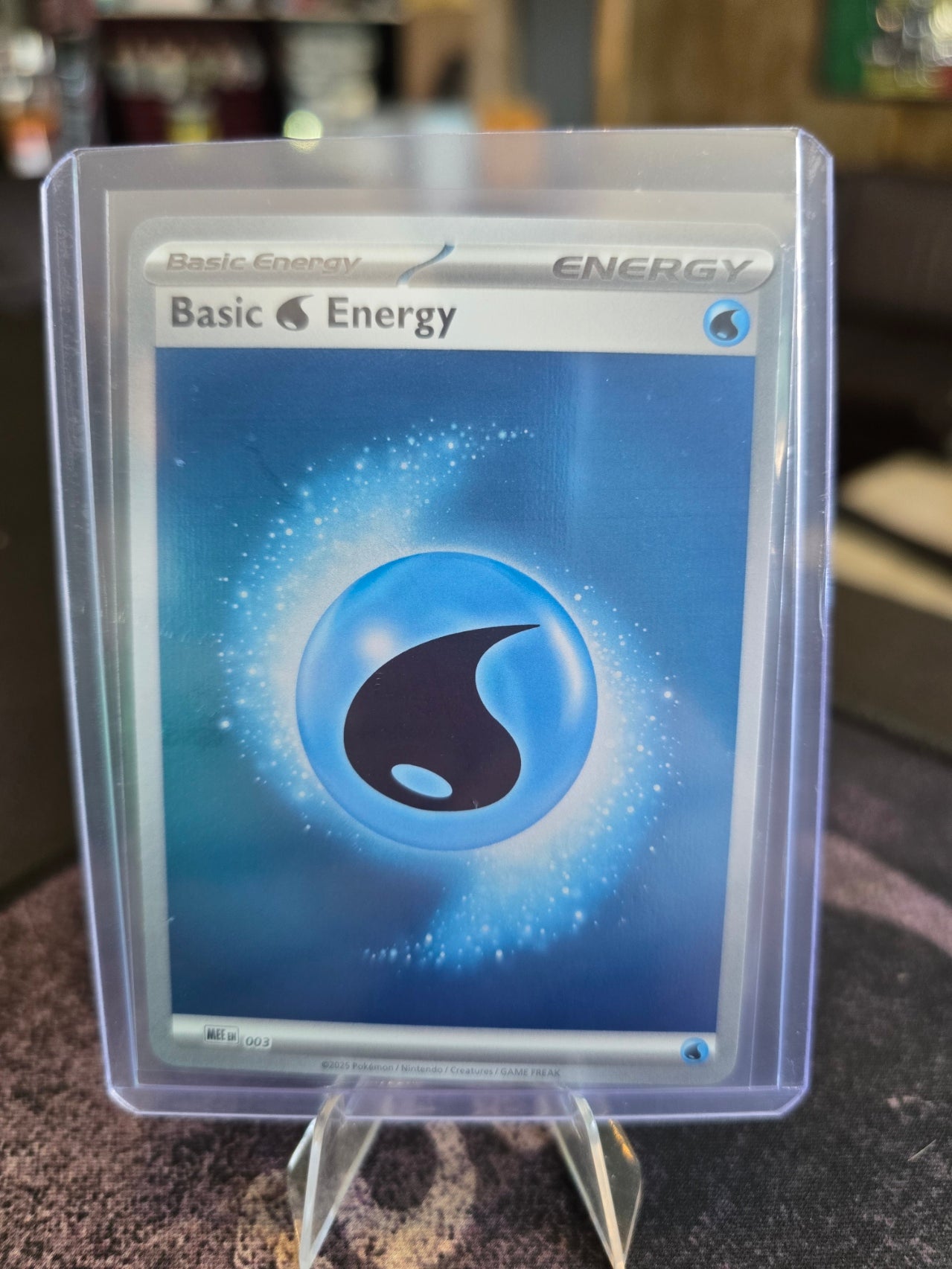 Pokémon - ASC - Basic Energy HOLO 003