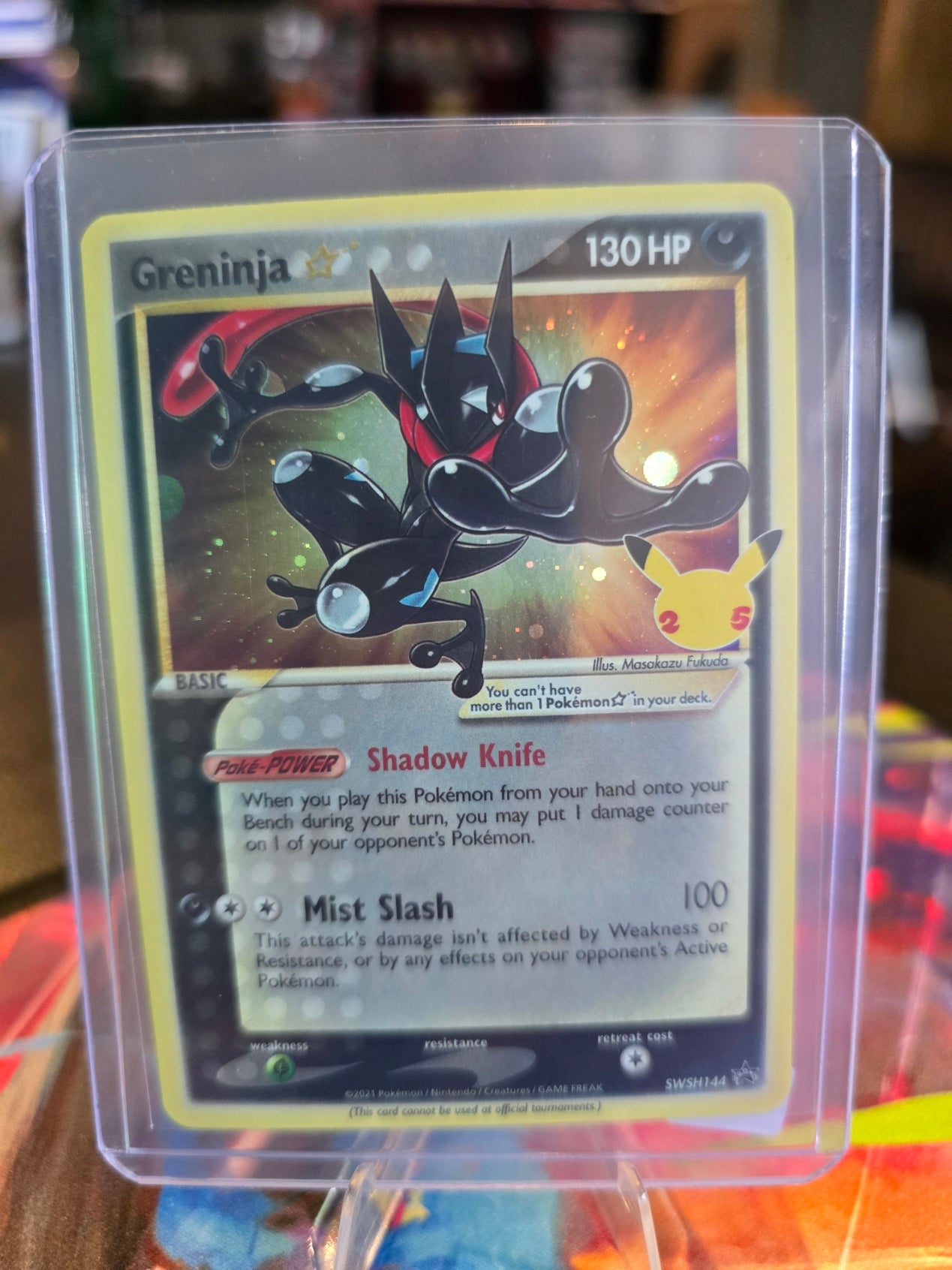 Pokémon - Greninja Gold Star Celebrations - SWSH144