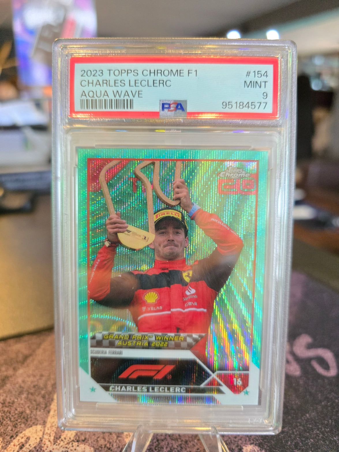 Topps Chrome Formula 1 2023 - Charles Leclerc - Ferrari - Aqua Wave - PSA 9 - 090/150