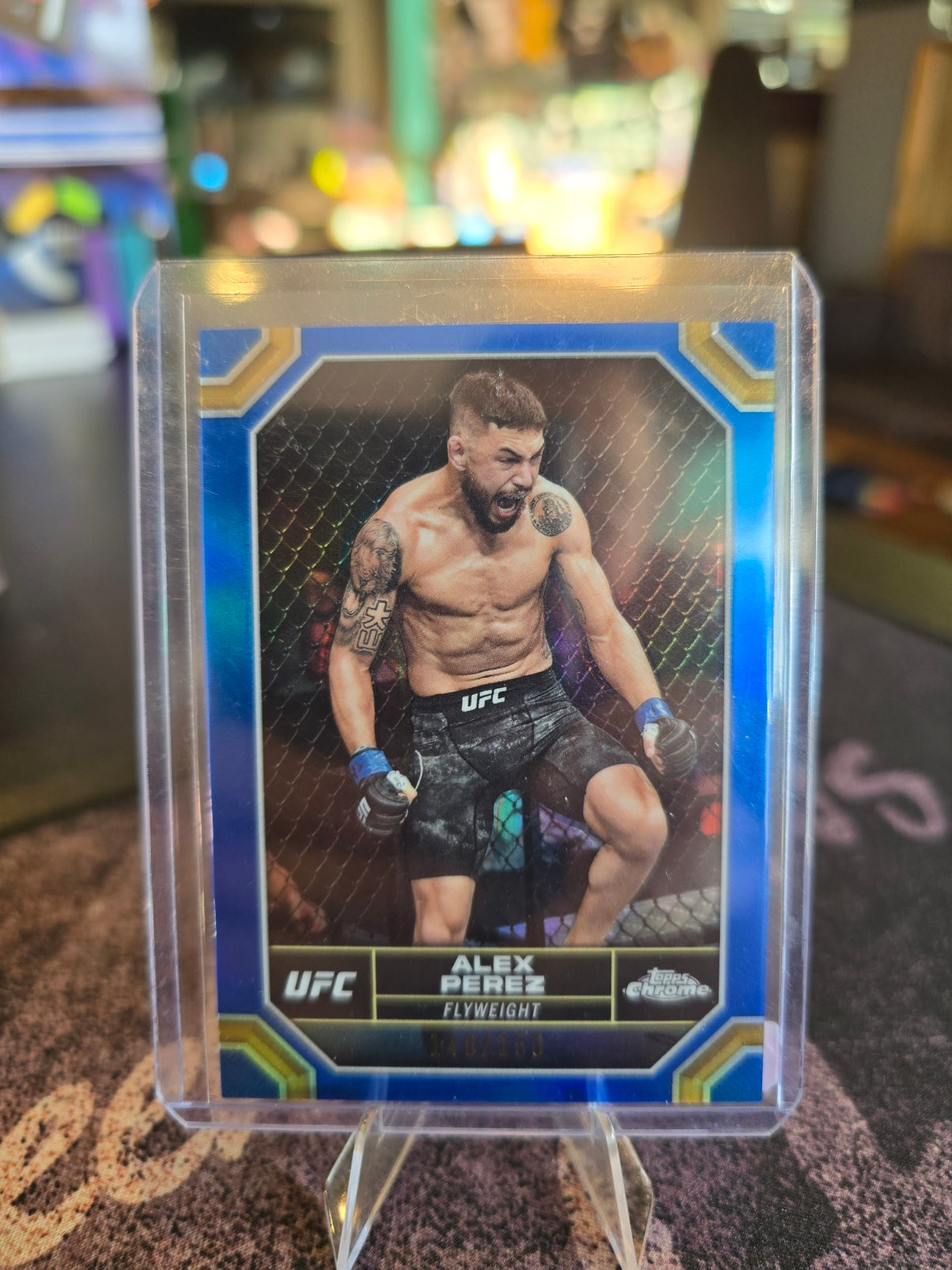 Topps Chrome UFC 2024 - Alex Perez 5 - Blue 148/150
