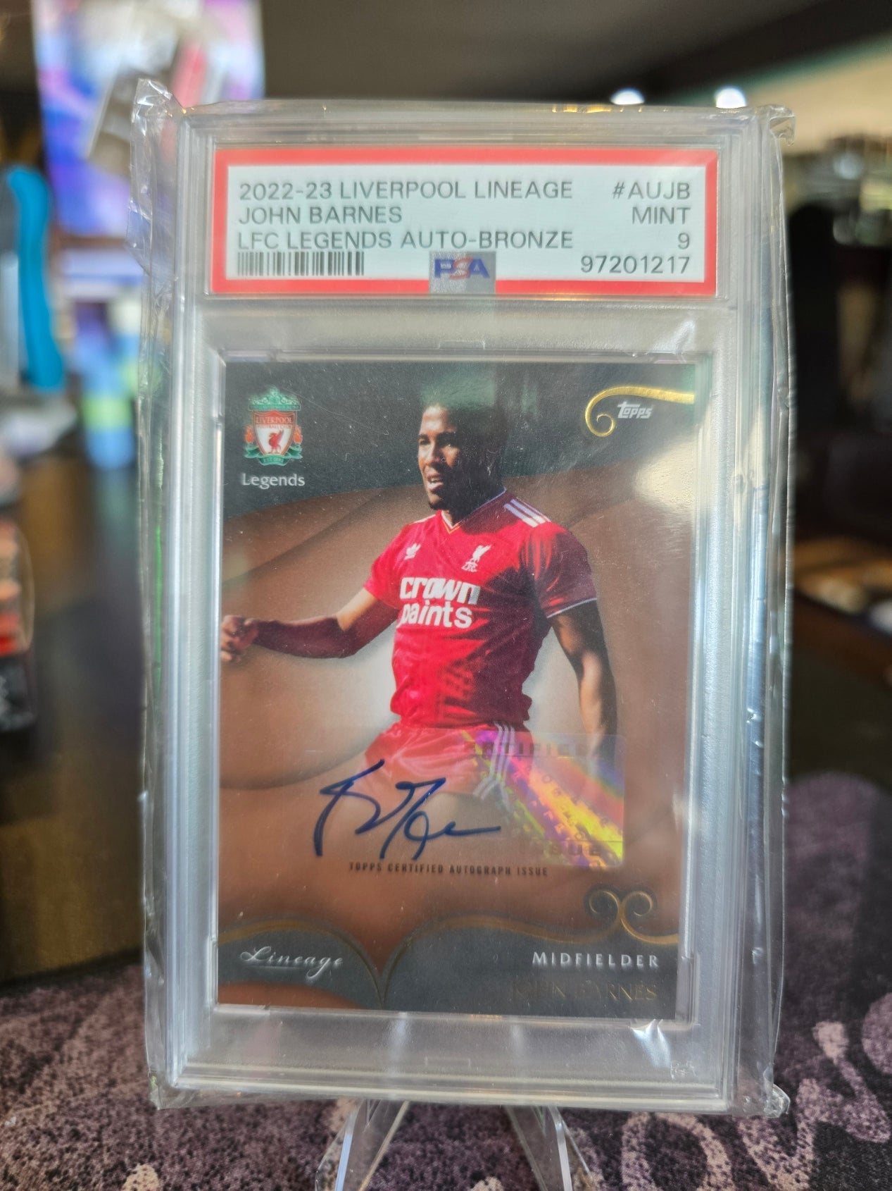 Topps Liverpool Lineage 2022-23 - John Barnes AU-JB - Liverpool - LFC Legend Auto 13/40 - PSA 9