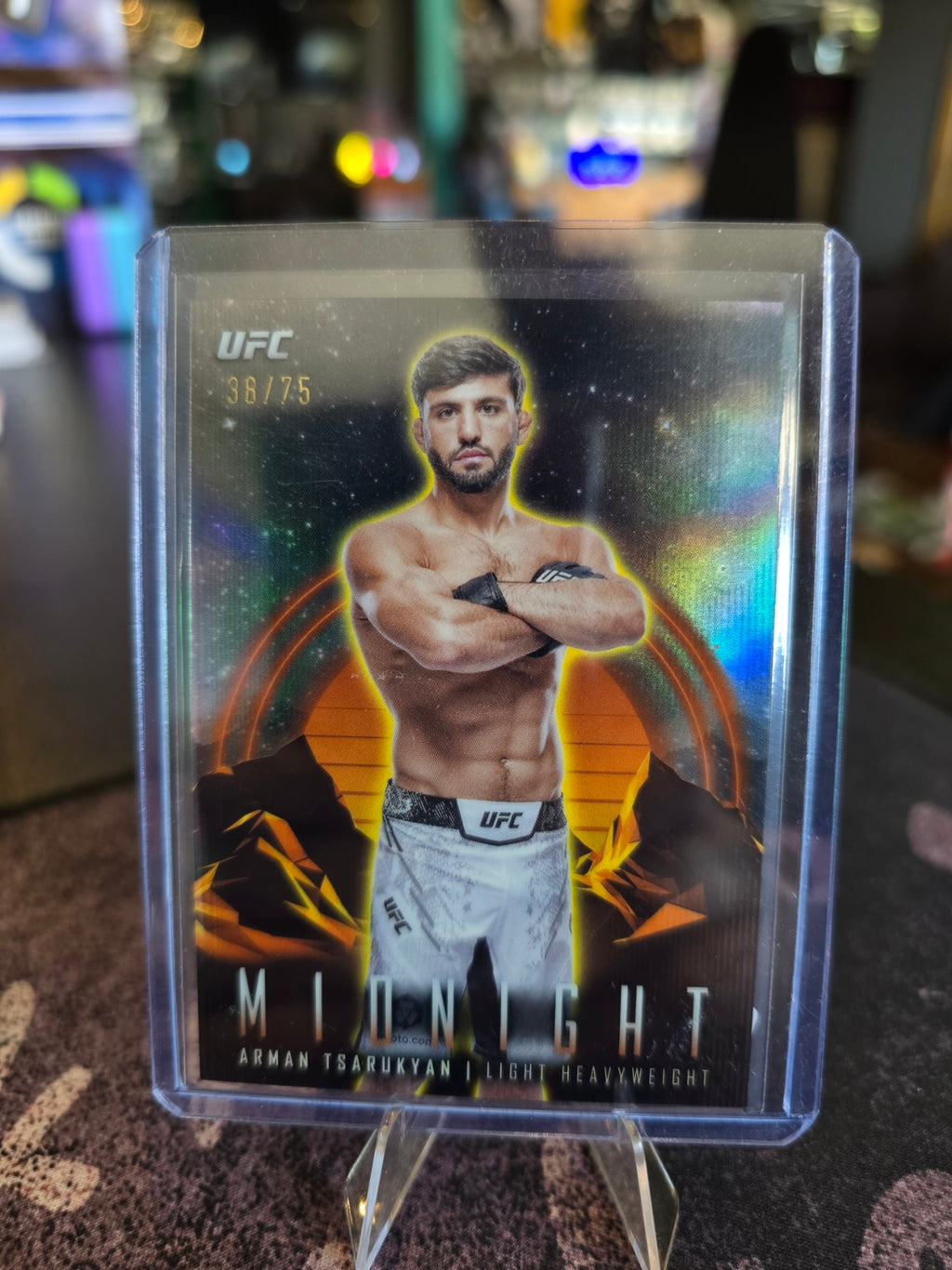 Topps Midnight UFC 2024 - Arman Tsarukyan 38/75