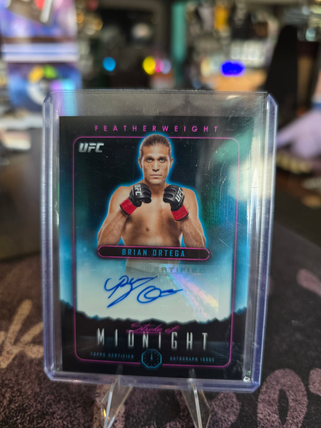 Topps Midnight UFC 2024 - Brian Ortega - Auto Base