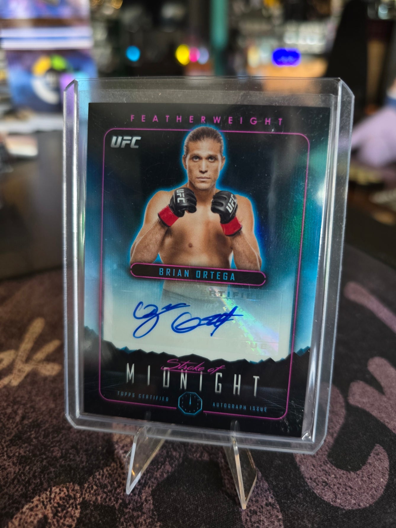 Topps Midnight UFC 2024 - Brian Ortega - Auto Base