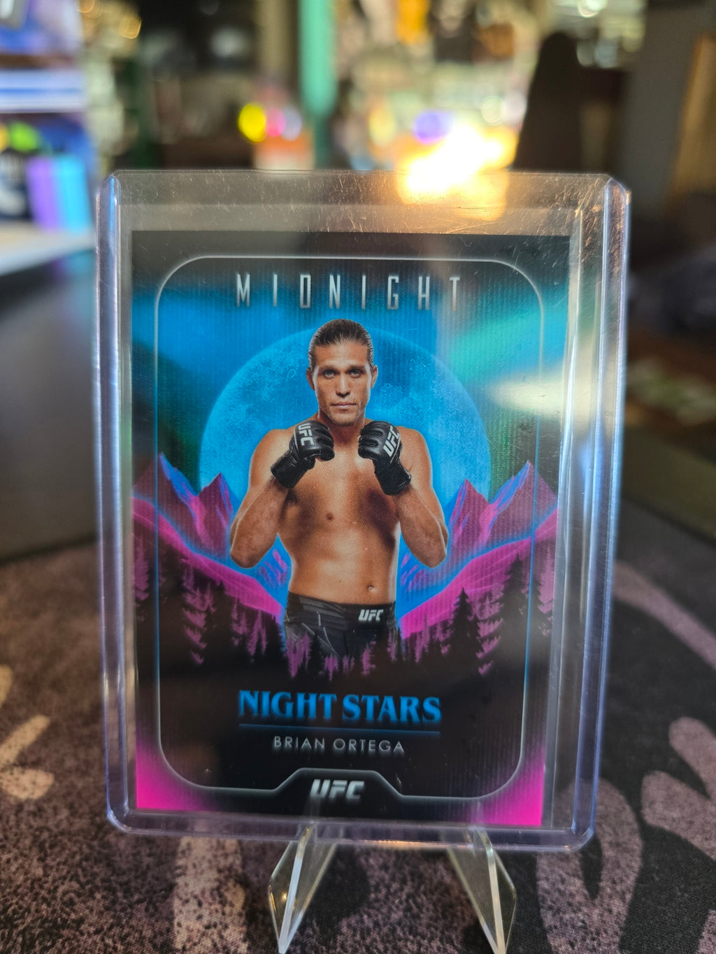 Topps Midnight UFC 2024 - Brian Ortega - Lunar Tides Insert