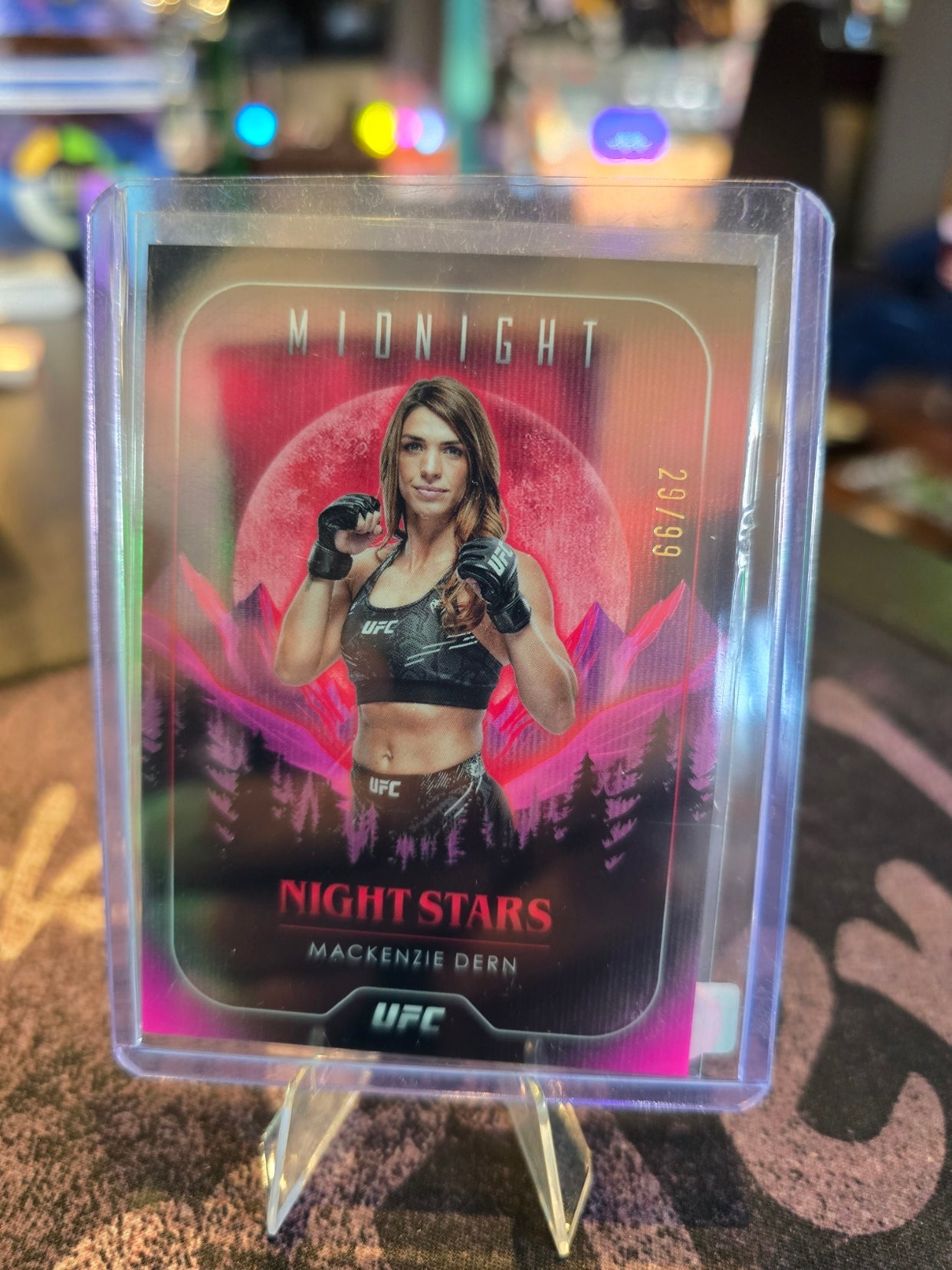 Topps Midnight UFC 2024 - Mackenzie Dern - Lunar Tides 25/99