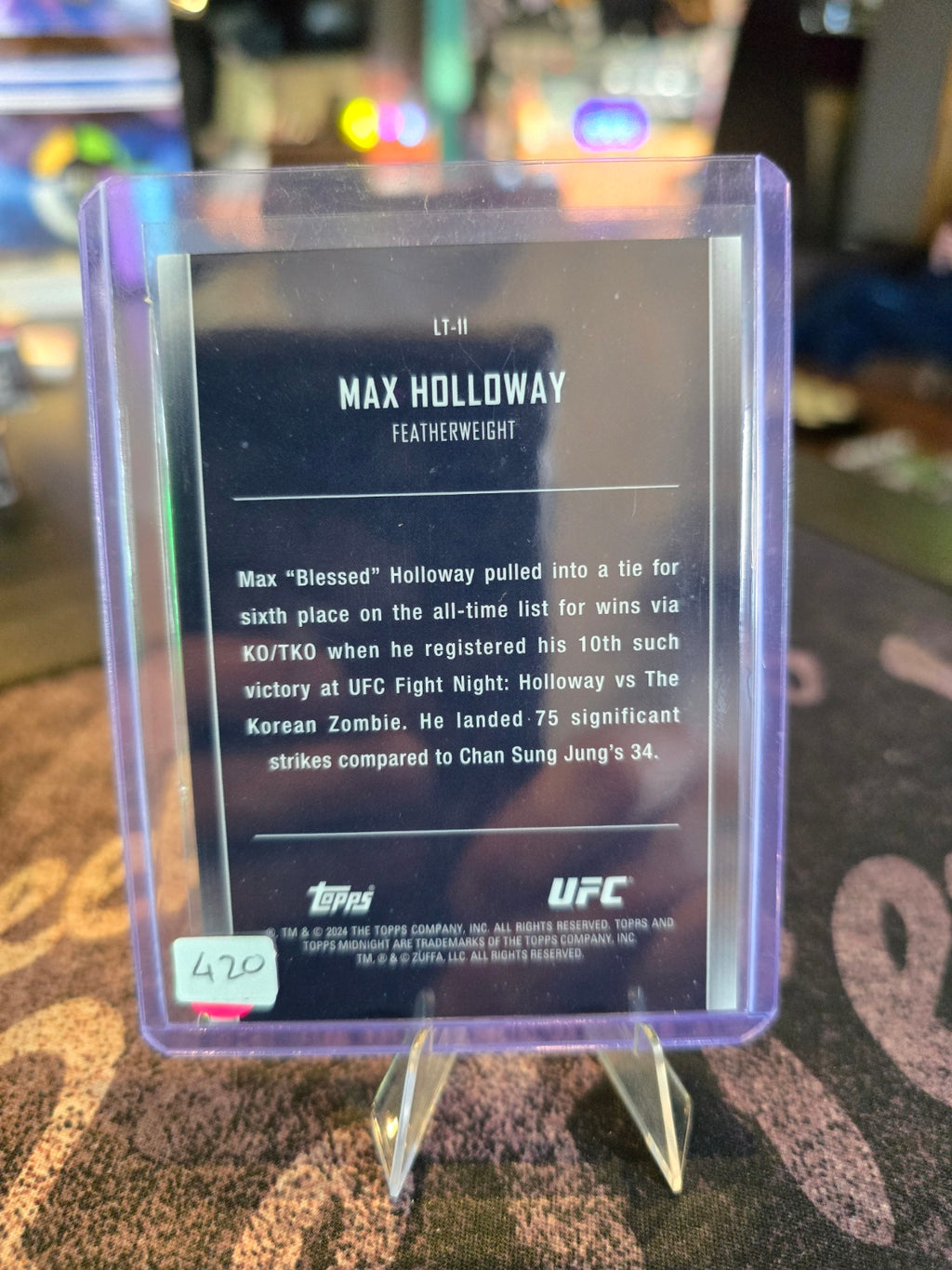 Topps Midnight UFC 2024 - Max Holloway - Lunar Tides 47/99