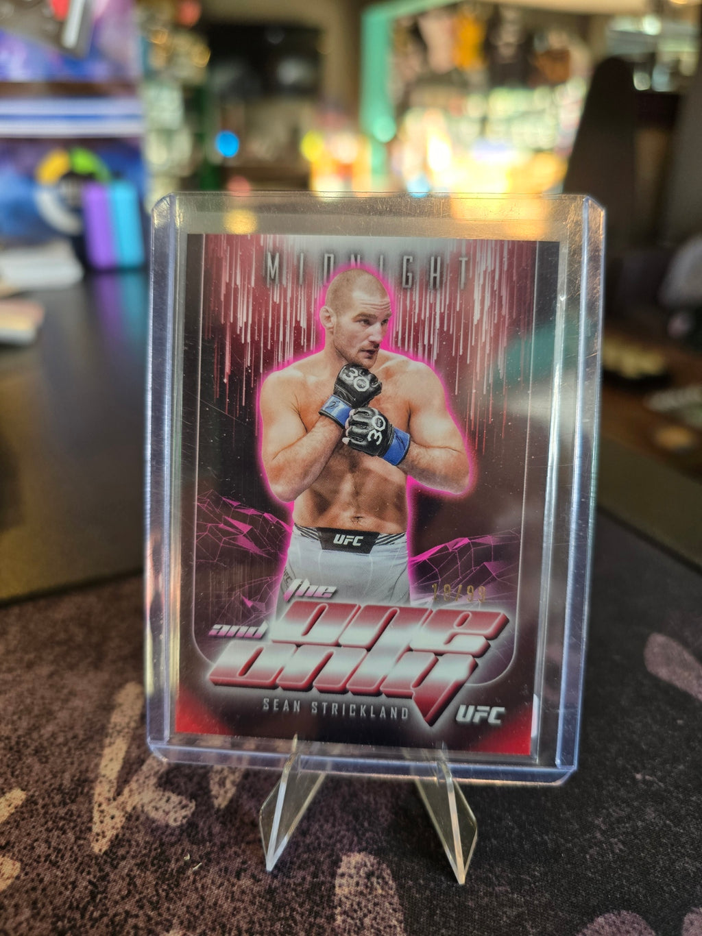 Topps Midnight UFC 2024 - Sean Strickland - The One and Only 18/99