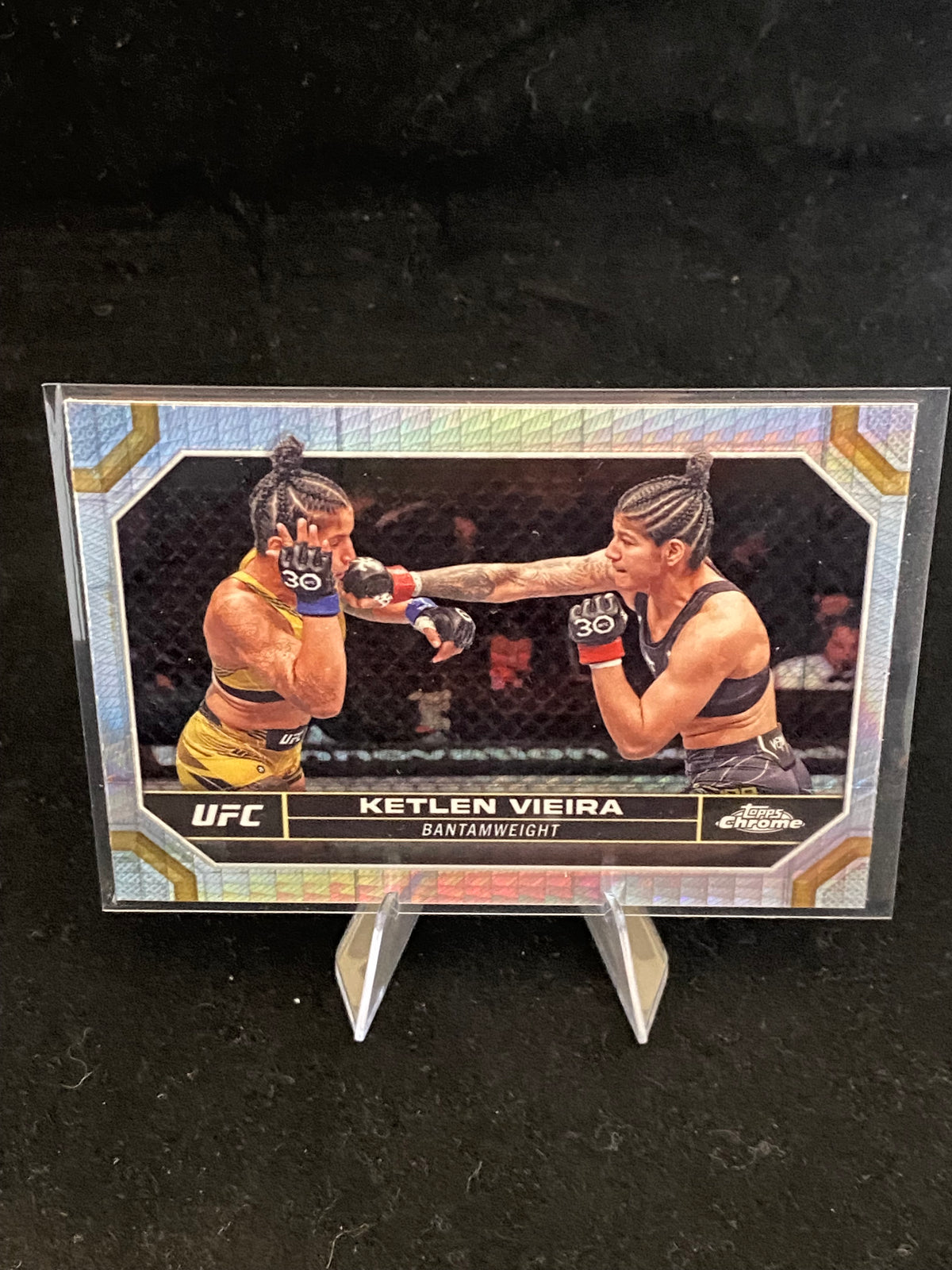 Topps Chrome UFC 2024 - Ketlen Vieira - 111