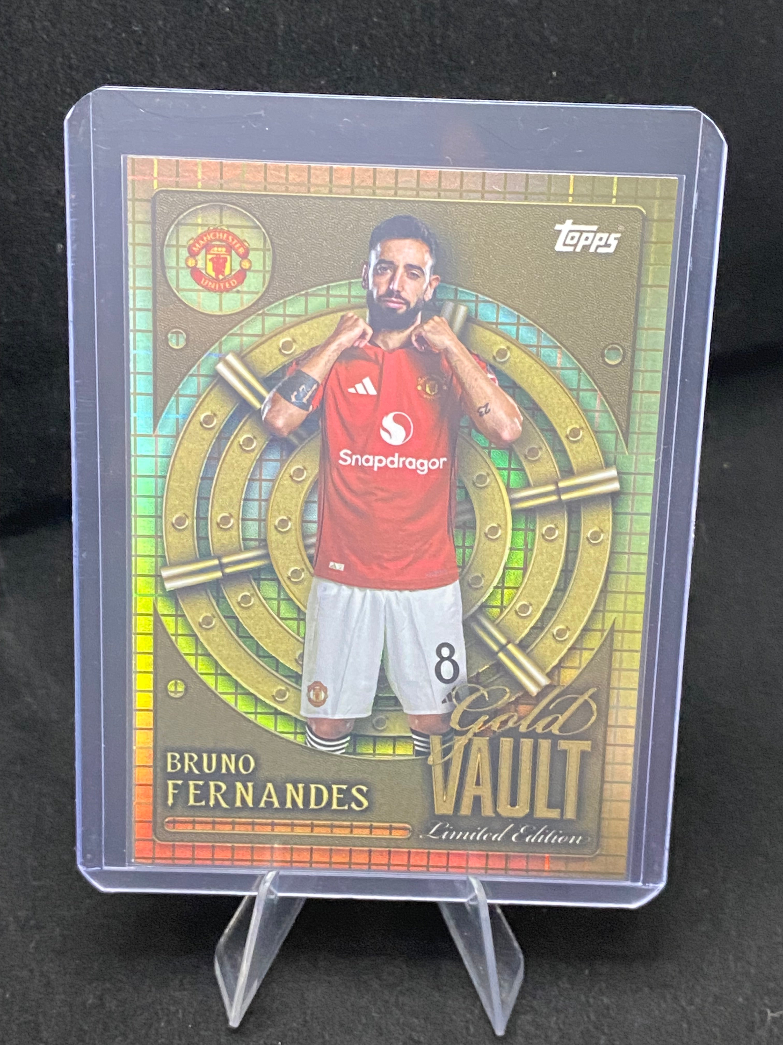 Topps FC Golden Vault Limited Edition 2025 - Bruno Fernandes - GV-4