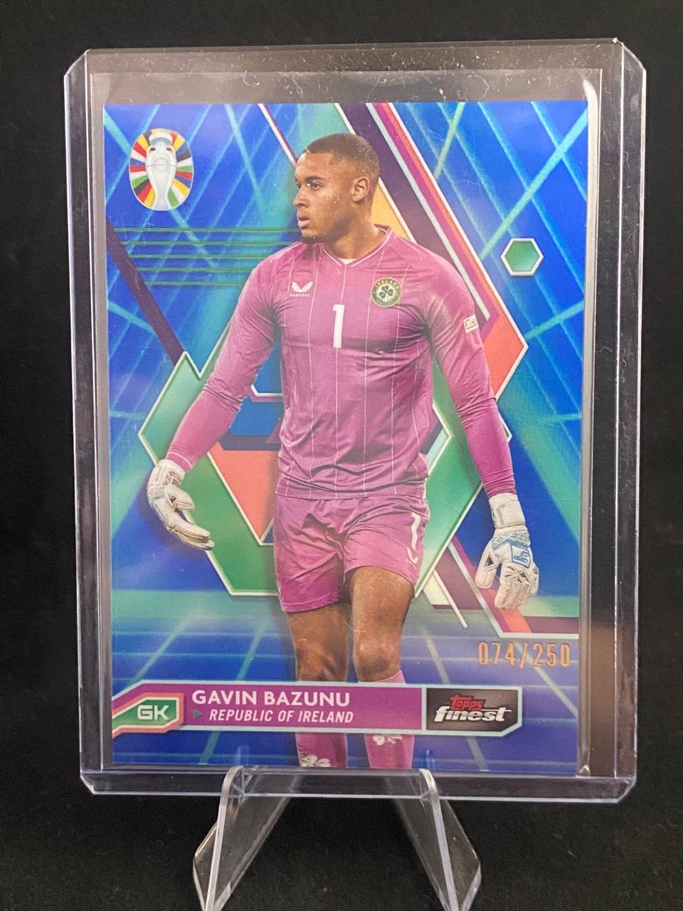 Topps Finest UEFA Euro 2023 - Gavin Bazunu - 074/250 - 99