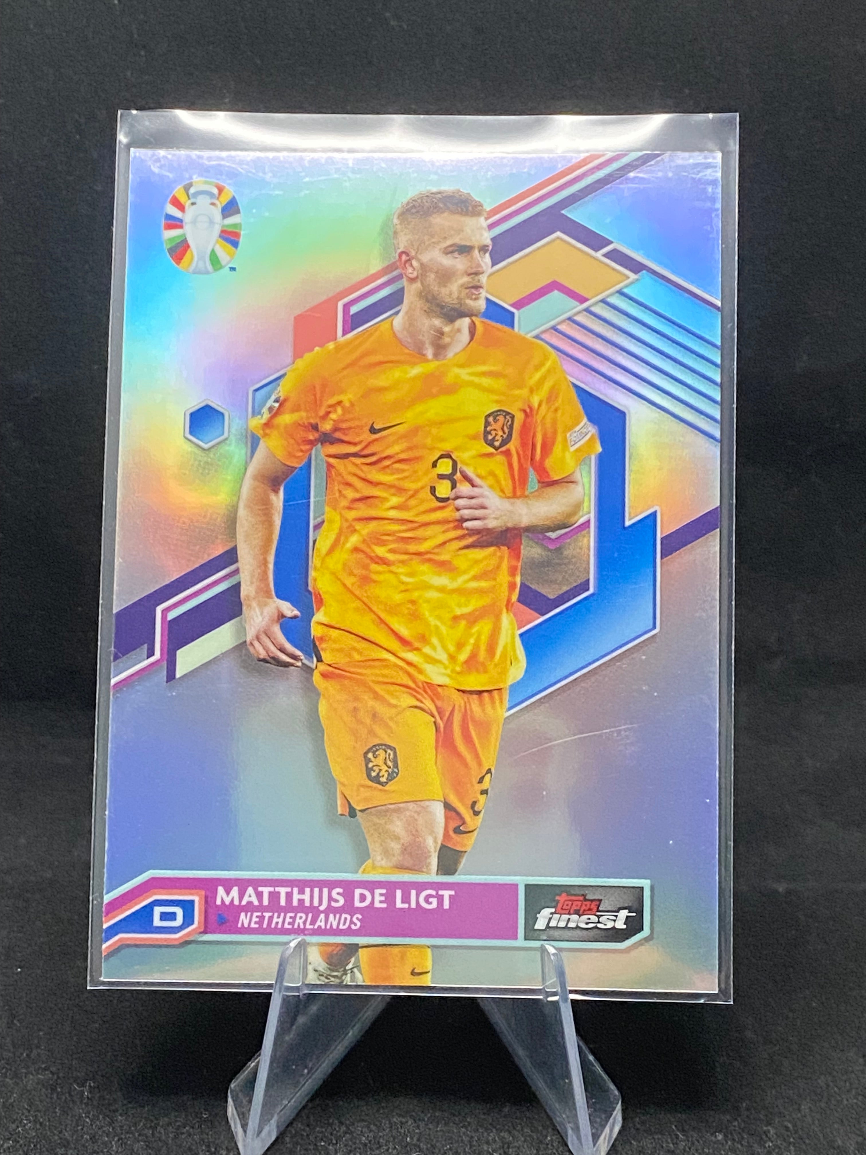 Topps Finest UEFA Euro 2023 - Matthijs De Ligt - 53 - Refractor