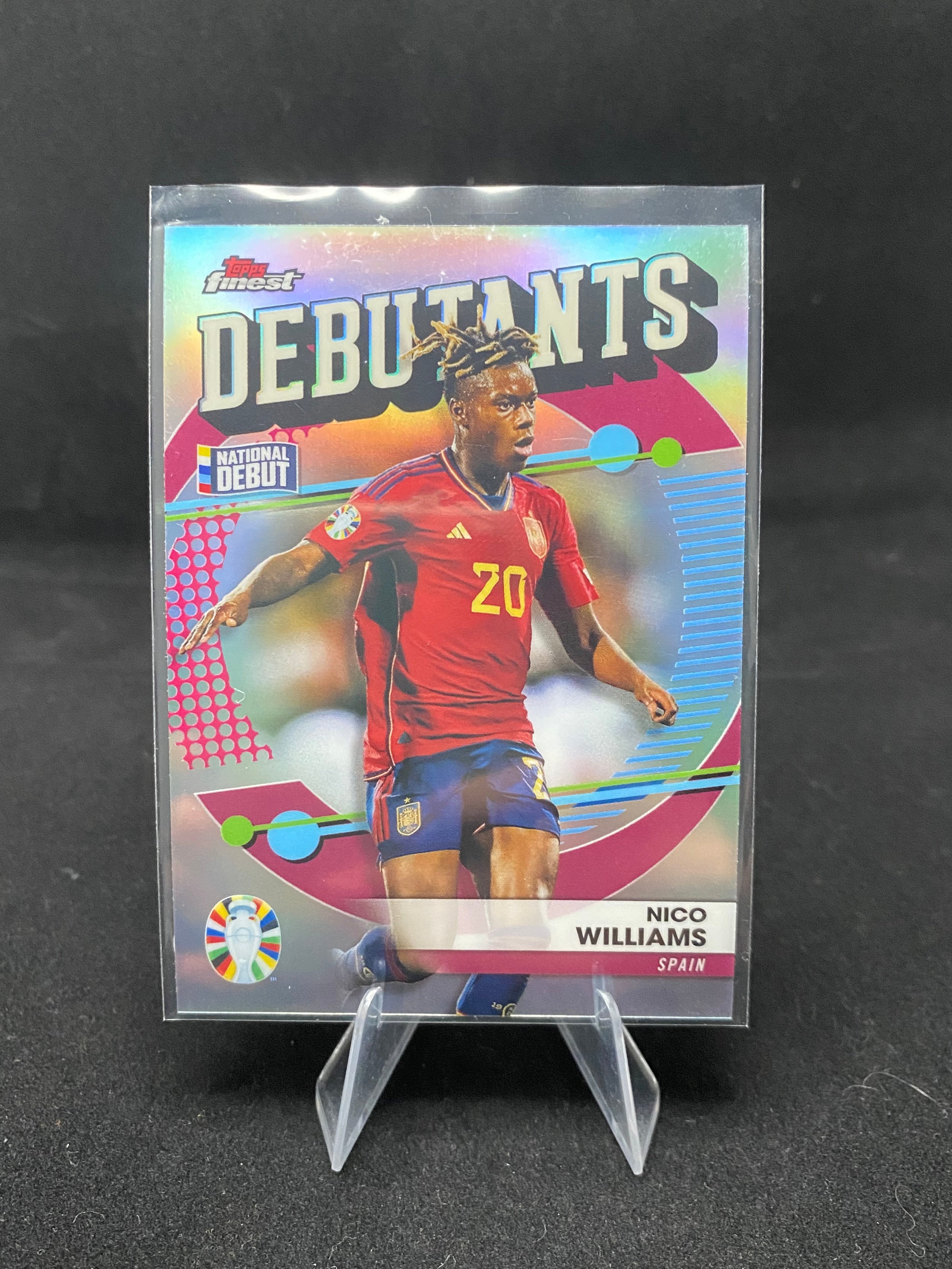 Topps Finest UEFA Euro 2024 - Nico Williams - Debutants - FD-NW