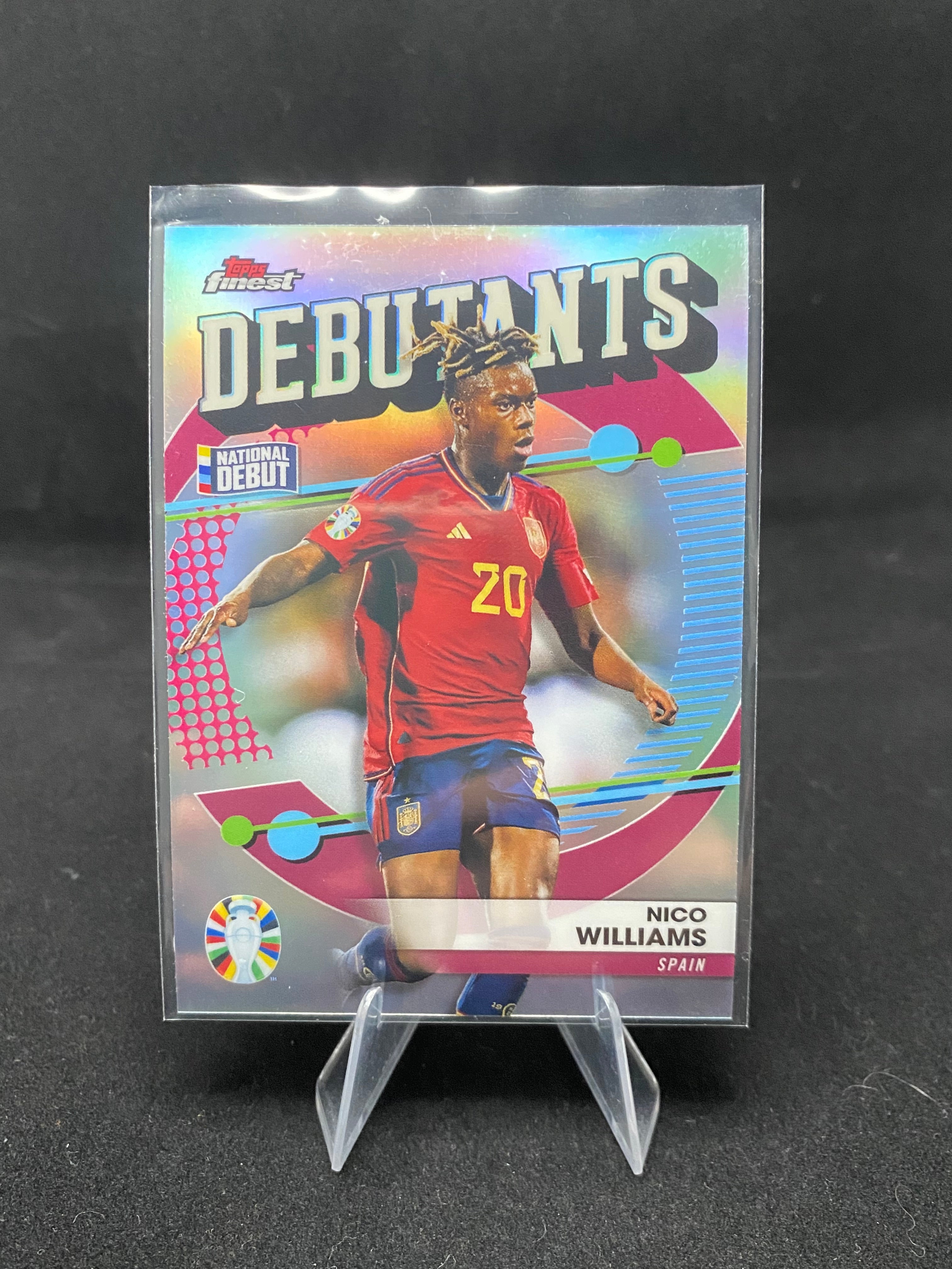 Topps Finest UEFA Euro 2024 - Nico Williams - Debutants - FD-NW
