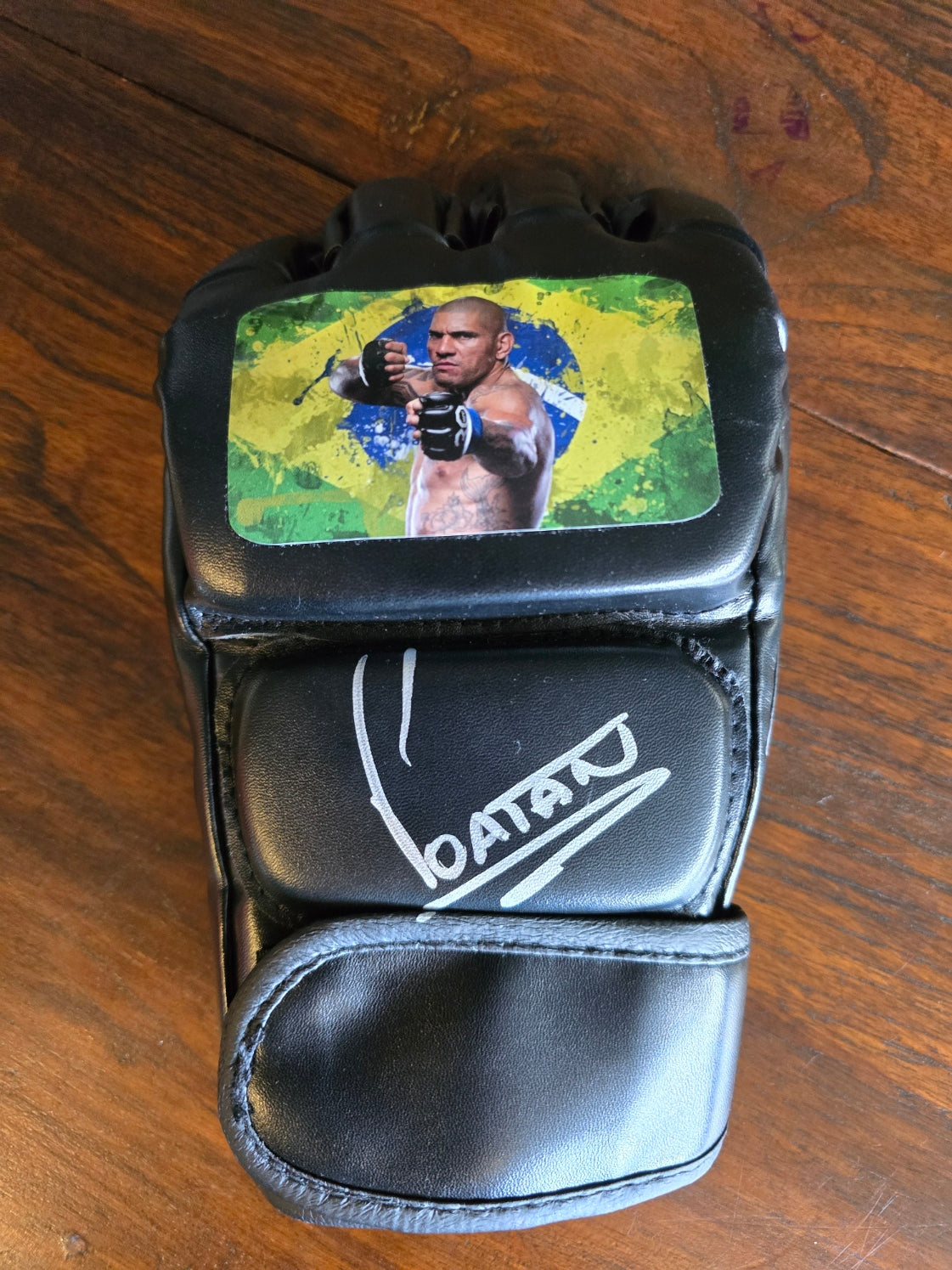 UFC Official - Alex Pereira - Signed Glove - Certified