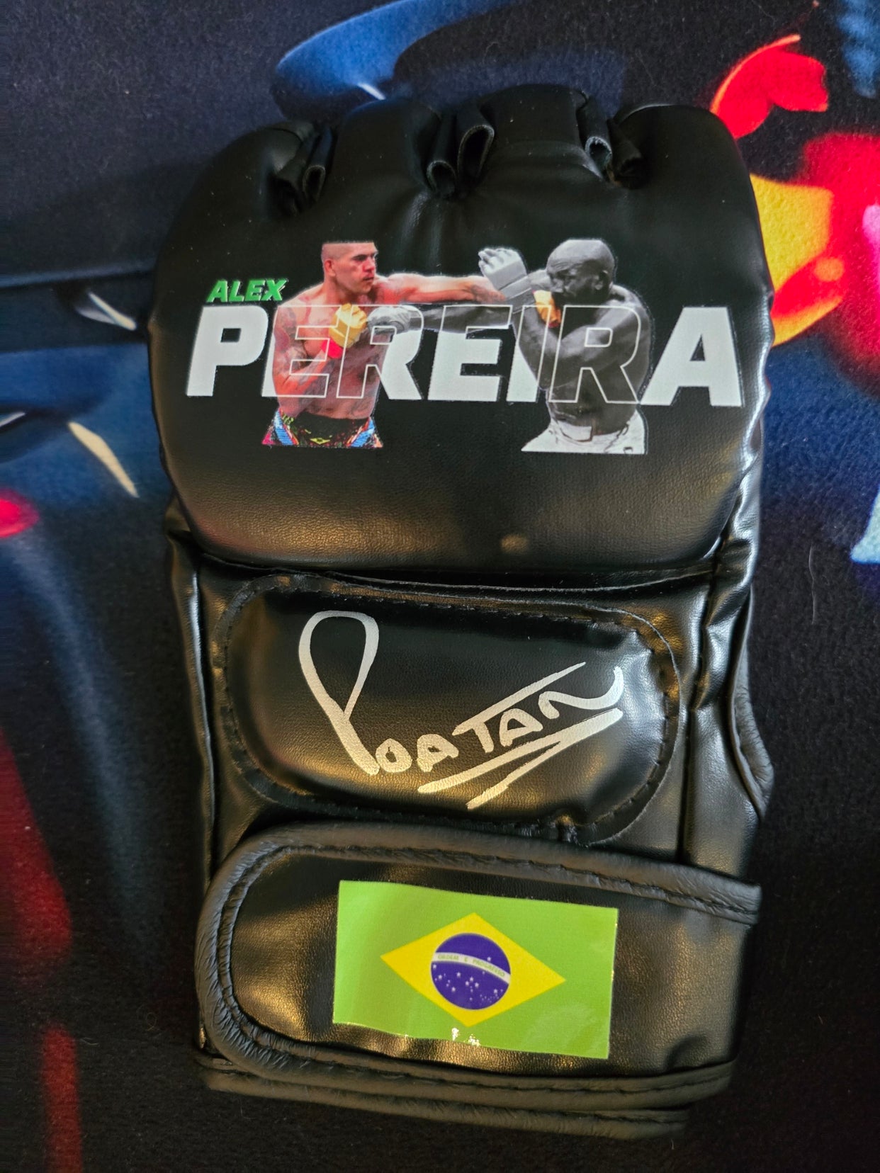 UFC Official - Alex Pereira (Poatan)- Signed Glove - Beckett Certified