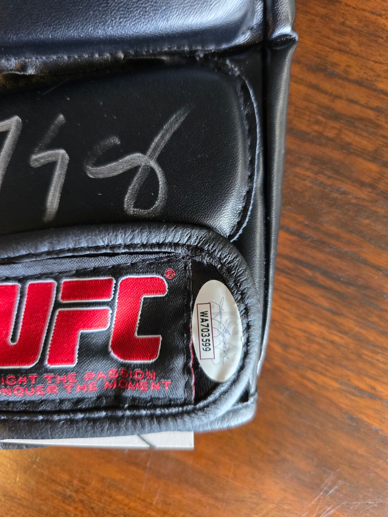UFC Official - Bobby Green - Signed Glove - Certified